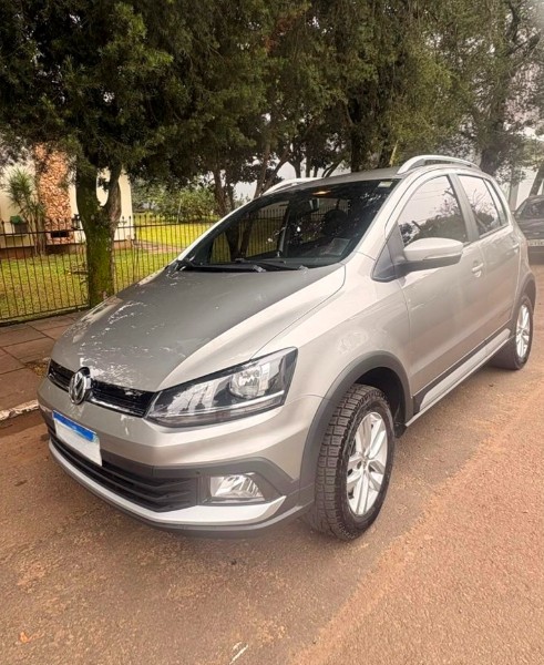 VOLKSWAGEN CROSSFOX 1.6 MSI 16V AUTOMATIZADO 2015/2016 SÉTIMA VEÍCULOS GUAPORÉ / Carros no Vale VOLKSWAGEN CROSSFOX 1.6 MSI 16V AUTOMATIZADO 2015/2016 SÉTIMA VEÍCULOS GUAPORÉ / Carros no Vale