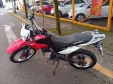 HONDA BROS 150 ESD 2014/2014 ALTERNATIVA VEÍCULOS LAJEADO / Carros no Vale