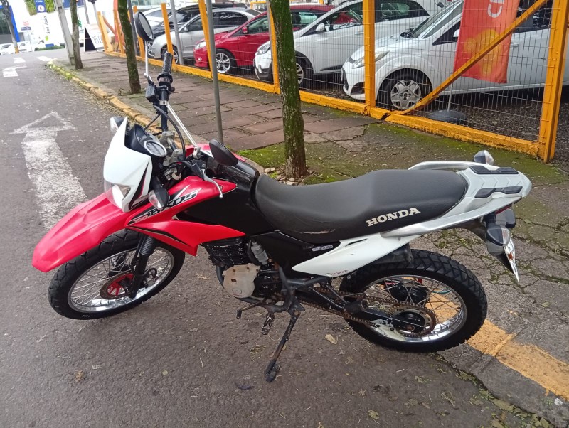 HONDA BROS 150 ESD 2014/2014 ALTERNATIVA VEÍCULOS LAJEADO / Carros no Vale HONDA BROS 150 ESD 2014/2014 ALTERNATIVA VEÍCULOS LAJEADO / Carros no Vale