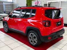 JEEP RENEGADE LONGITUDE 1.8 4X2 FLEX 16V AUT. 2015/2016 DUARTE VEÍCULOS PORTO ALEGRE / Carros no Vale