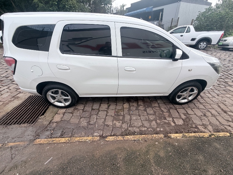 CHEVROLET SPIN 1.8 LT 2013/2013 ELY AUTOMÓVEIS LAJEADO / Carros no Vale
