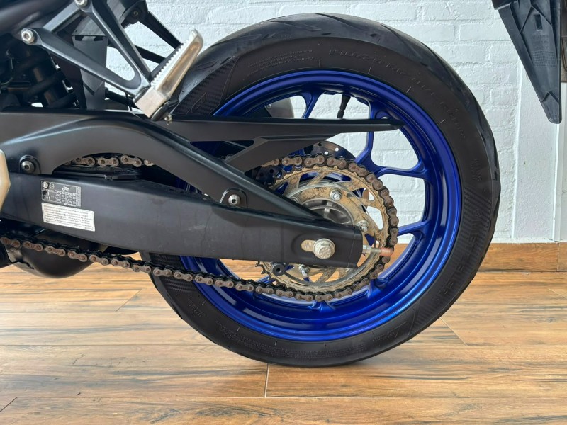 YAMAHA MT-03 /2024 RT 811 VEÍCULOS ARROIO DO MEIO / Carros no Vale YAMAHA MT-03 /2024 RT 811 VEÍCULOS ARROIO DO MEIO / Carros no Vale