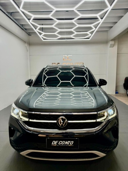 VOLKSWAGEN TAOS 1.4 16V HIGHLINE TSI 2022/2022 DE CONTO AUTOMÓVEIS SARANDI / Carros no Vale VOLKSWAGEN TAOS 1.4 16V HIGHLINE TSI 2022/2022 DE CONTO AUTOMÓVEIS SARANDI / Carros no Vale