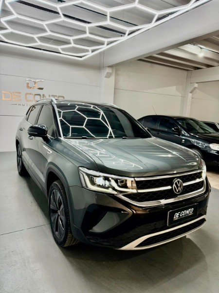 VOLKSWAGEN TAOS 1.4 16V HIGHLINE TSI 2022/2022 DE CONTO AUTOMÓVEIS SARANDI / Carros no Vale VOLKSWAGEN TAOS 1.4 16V HIGHLINE TSI 2022/2022 DE CONTO AUTOMÓVEIS SARANDI / Carros no Vale