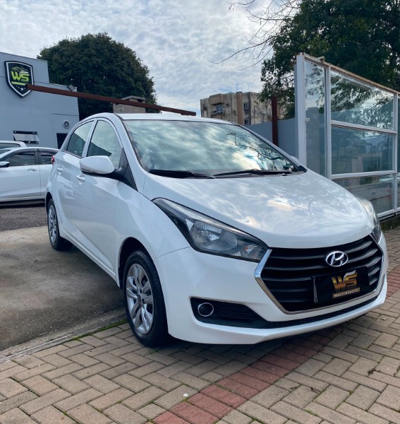 HYUNDAI HB20 1.0 COMFORT PLUS 12V FLEX 4P MANUAL 2018/2018 WS MULTIMARCAS VENÂNCIO AIRES / Carros no Vale