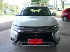 MITSUBISHI OUTLANDER 2.2 4X4 16V DIESEL 4P AUTOMÁTICO 2018/2019 PREMIUM AUTOMÓVEIS ARROIO DO MEIO / Carros no Vale