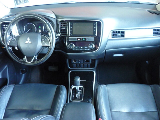 MITSUBISHI OUTLANDER 2.2 4X4 16V DIESEL 4P AUTOMÁTICO 2018/2019 PREMIUM AUTOMÓVEIS ARROIO DO MEIO / Carros no Vale