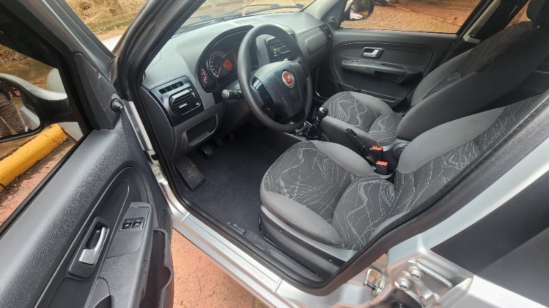 FIAT SIENA 1.0 EL 8V 2015/2016 FERNANDO AUTOMÓVEIS | REVENDA DE CARROS ARROIO DO MEIO ARROIO DO MEIO / Carros no Vale
