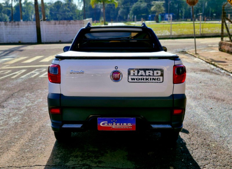 FIAT STRADA WORKING HARD 1.4 FIRE FLEX 8V CS 2018/2019 CRUZEIRO MULTIMARCAS CRUZEIRO DO SUL / Carros no Vale