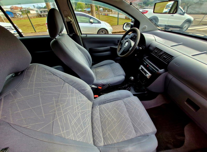 VOLKSWAGEN SPACEFOX 1.6 2008/2008 CRUZEIRO MULTIMARCAS CRUZEIRO DO SUL / Carros no Vale