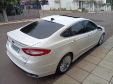 FORD FUSION 2.0 TITANIUM AWD 2013/2013 ALTERNATIVA VEÍCULOS LAJEADO / Carros no Vale