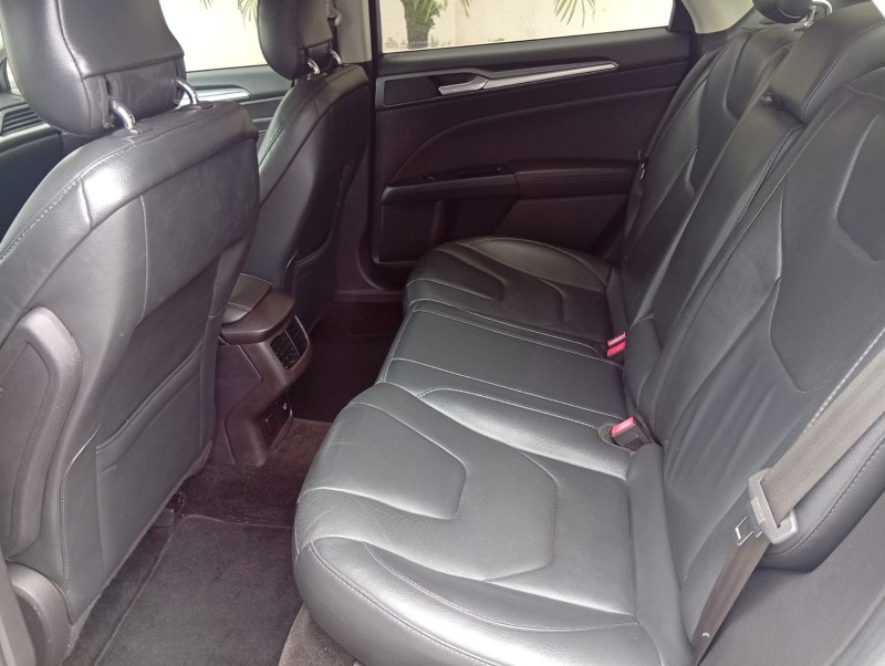 FORD FUSION 2.0 TITANIUM AWD 2013/2013 ALTERNATIVA VEÍCULOS LAJEADO / Carros no Vale FORD FUSION 2.0 TITANIUM AWD 2013/2013 ALTERNATIVA VEÍCULOS LAJEADO / Carros no Vale