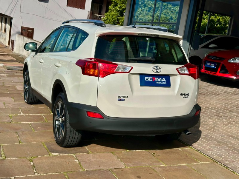TOYOTA RAV4 2.5 4X4 2014/2015 SÉTIMA VEÍCULOS GUAPORÉ / Carros no Vale