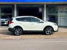 TOYOTA RAV4 2.5 4X4 2014/2015 SÉTIMA VEÍCULOS GUAPORÉ / Carros no Vale