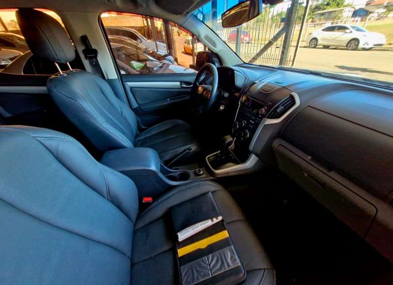 CHEVROLET S10 2.8 16V TURBO DIESEL LT CD 4X4 AUTOMÁTICO 2012/2013 CRUZEIRO MULTIMARCAS CRUZEIRO DO SUL / Carros no Vale