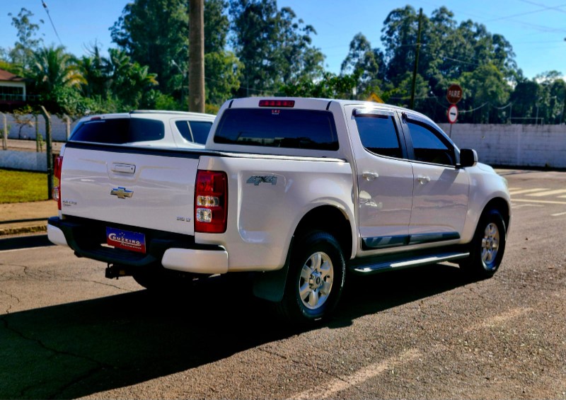 CHEVROLET S10 2.8 16V TURBO DIESEL LT CD 4X4 AUTOMÁTICO 2012/2013 CRUZEIRO MULTIMARCAS CRUZEIRO DO SUL / Carros no Vale