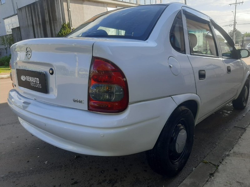 CHEVROLET CORSA 1.0 CLASSIC SEDAN LIFE 8V 2007/2008 RENAUTO VEÍCULOS LAJEADO / Carros no Vale