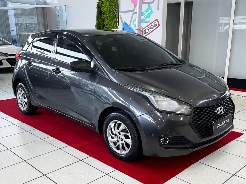 HYUNDAI HB20 1.0 COMFORT PLUS 12V 2013/2014 DUARTE VEÍCULOS PORTO ALEGRE / Carros no Vale