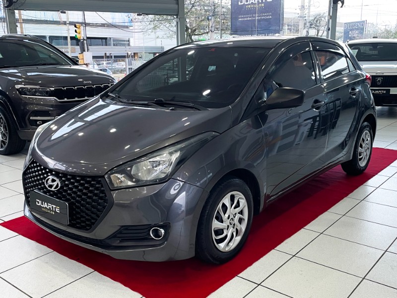 HYUNDAI HB20 1.0 COMFORT PLUS 12V 2013/2014 DUARTE VEÍCULOS PORTO ALEGRE / Carros no Vale