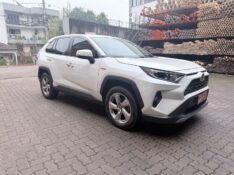 TOYOTA RAV-4 S HYBRID 2.5 4X4 2019/2019 ELY AUTOMÓVEIS LAJEADO / Carros no Vale