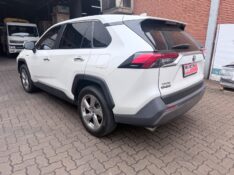 TOYOTA RAV-4 S HYBRID 2.5 4X4 2019/2019 ELY AUTOMÓVEIS LAJEADO / Carros no Vale