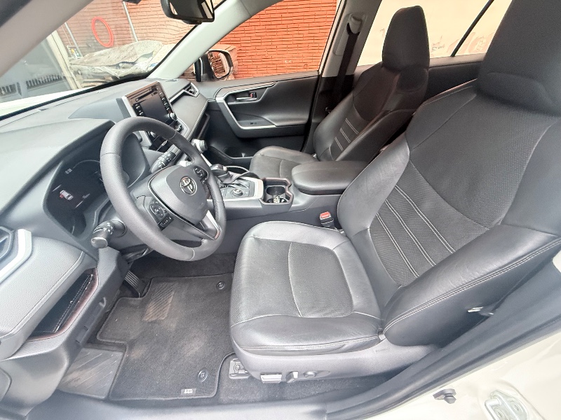 TOYOTA RAV-4 S HYBRID 2.5 4X4 2019/2019 ELY AUTOMÓVEIS LAJEADO / Carros no Vale