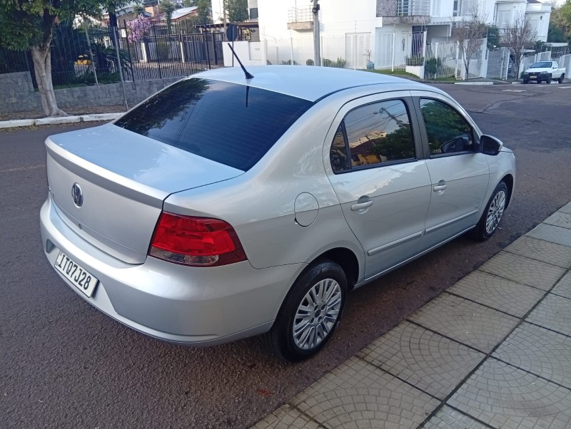 VOLKSWAGEN VOYAGE 1.0 2012/2013 ALTERNATIVA VEÍCULOS LAJEADO / Carros no Vale