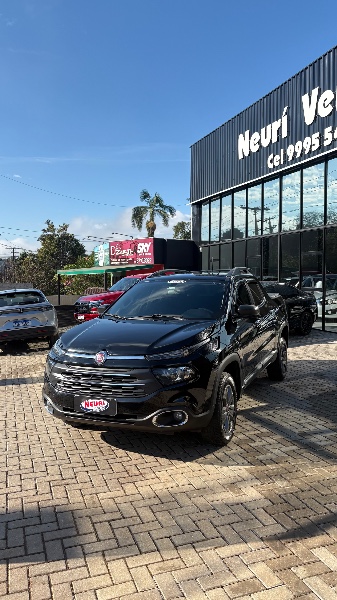FIAT TORO 1.8 16V EVO FLEX FREEDOM AUTOMÁTICO /2017 NEURI VEÍCULOS LAJEADO / Carros no Vale