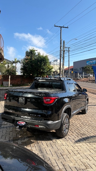 FIAT TORO 1.8 16V EVO FLEX FREEDOM AUTOMÁTICO /2017 NEURI VEÍCULOS LAJEADO / Carros no Vale