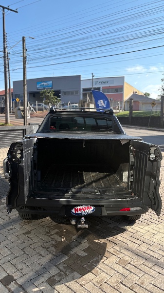 FIAT TORO 1.8 16V EVO FLEX FREEDOM AUTOMÁTICO /2017 NEURI VEÍCULOS LAJEADO / Carros no Vale
