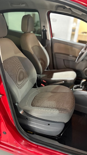 FIAT PALIO 1.6 MPI ESSENCE 16V AUTOMATIZADO /2013 NEURI VEÍCULOS LAJEADO / Carros no Vale