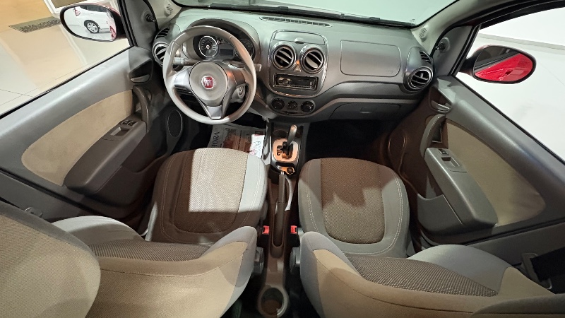 FIAT PALIO 1.6 MPI ESSENCE 16V AUTOMATIZADO /2013 NEURI VEÍCULOS LAJEADO / Carros no Vale