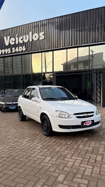 CHEVROLET CORSA 1.0 MPFI CLASSIC SEDAN 8V /2011 NEURI VEÍCULOS LAJEADO / Carros no Vale
