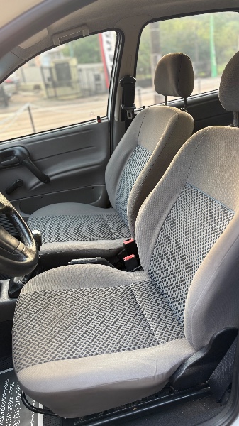 CHEVROLET CORSA 1.0 MPFI CLASSIC SEDAN 8V /2011 NEURI VEÍCULOS LAJEADO / Carros no Vale
