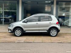 VOLKSWAGEN CROSSFOX 1.6 MSI 16V AUTOMATIZADO 2015/2016 SÉTIMA VEÍCULOS GUAPORÉ / Carros no Vale
