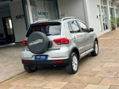 VOLKSWAGEN CROSSFOX 1.6 MSI 16V AUTOMATIZADO 2015/2016 SÉTIMA VEÍCULOS GUAPORÉ / Carros no Vale