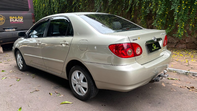 TOYOTA COROLLA 1.8 SEG 16V 2005/2006 ESTAÇÃO DO CARRO ESTRELA / Carros no Vale