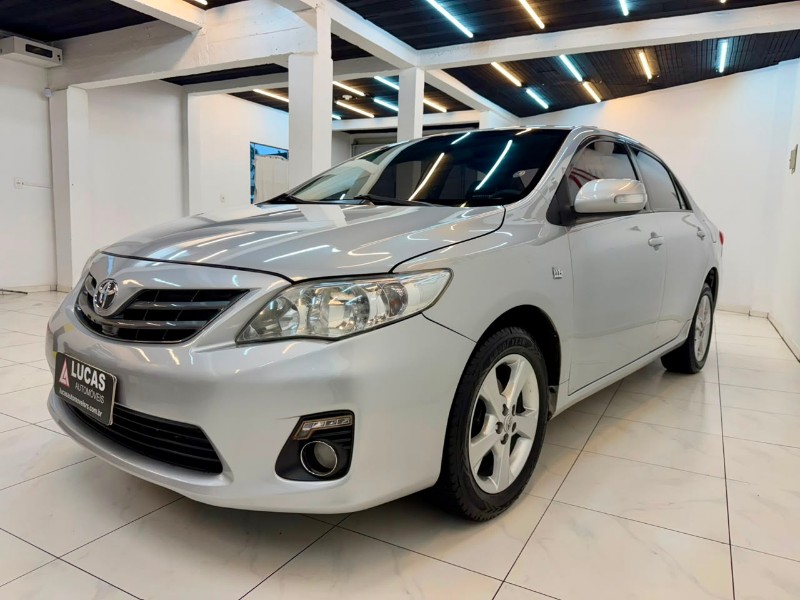 TOYOTA COROLLA XEI 2014/2014 LUCAS AUTOMÓVEIS BOM RETIRO DO SUL / Carros no Vale