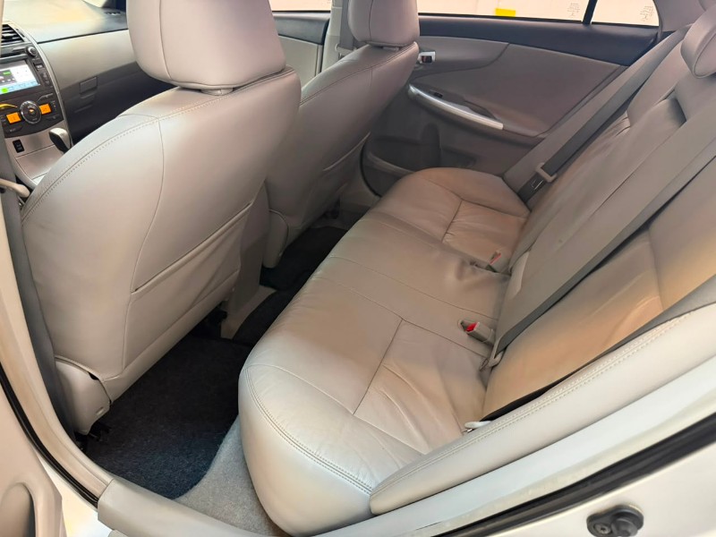 TOYOTA COROLLA XEI 2014/2014 LUCAS AUTOMÓVEIS BOM RETIRO DO SUL / Carros no Vale