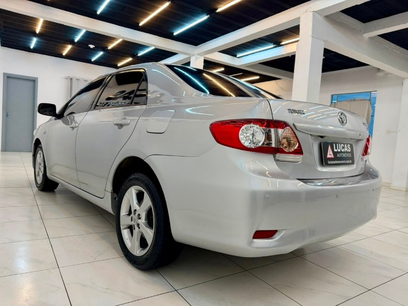 TOYOTA COROLLA XEI 2014/2014 LUCAS AUTOMÓVEIS BOM RETIRO DO SUL / Carros no Vale
