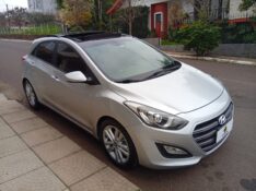 HYUNDAI I30 1.8 16V AUT 2015/2016 ALTERNATIVA VEÍCULOS LAJEADO / Carros no Vale