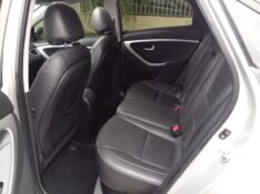 HYUNDAI I30 1.8 16V AUT 2015/2016 ALTERNATIVA VEÍCULOS LAJEADO / Carros no Vale