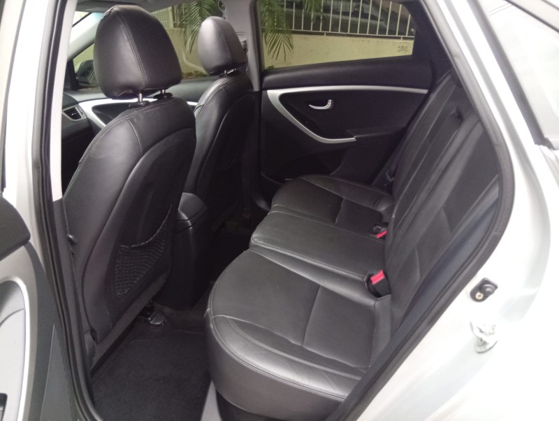 HYUNDAI I30 1.8 16V AUT 2015/2016 ALTERNATIVA VEÍCULOS LAJEADO / Carros no Vale