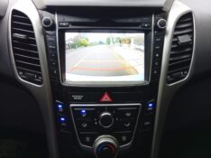 HYUNDAI I30 1.8 16V AUT 2015/2016 ALTERNATIVA VEÍCULOS LAJEADO / Carros no Vale