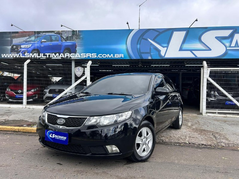 KIA CERATO 1.6 16V FLEX 2011/2011 LS MULTIMARCAS VENÂNCIO AIRES / Carros no Vale