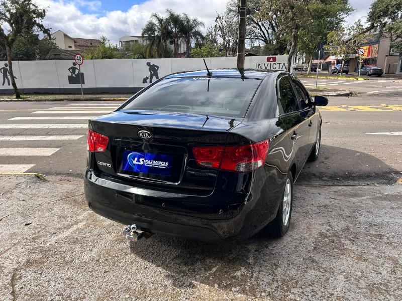 KIA CERATO 1.6 16V FLEX 2011/2011 LS MULTIMARCAS VENÂNCIO AIRES / Carros no Vale