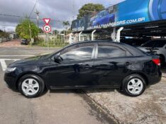 KIA CERATO 1.6 16V FLEX 2011/2011 LS MULTIMARCAS VENÂNCIO AIRES / Carros no Vale