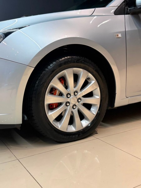 CHEVROLET CRUZE 1.8 LTZ 16V 2011/2012 JM AUTOMÓVEIS VENÂNCIO AIRES / Carros no Vale
