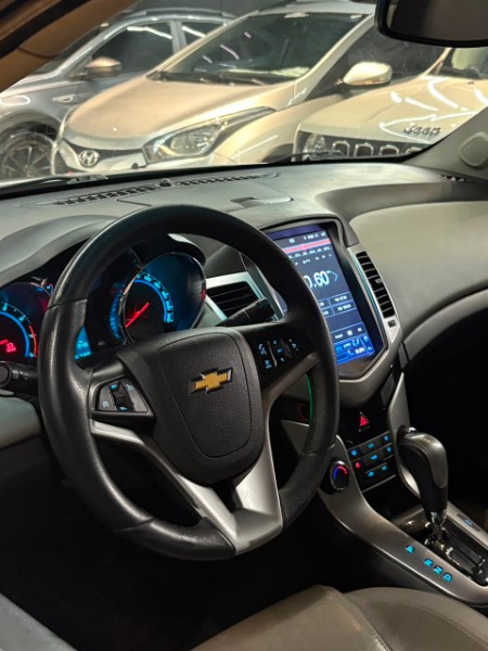 CHEVROLET CRUZE 1.8 LTZ 16V 2011/2012 JM AUTOMÓVEIS VENÂNCIO AIRES / Carros no Vale