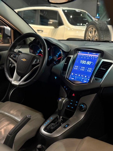 CHEVROLET CRUZE 1.8 LTZ 16V 2011/2012 JM AUTOMÓVEIS VENÂNCIO AIRES / Carros no Vale